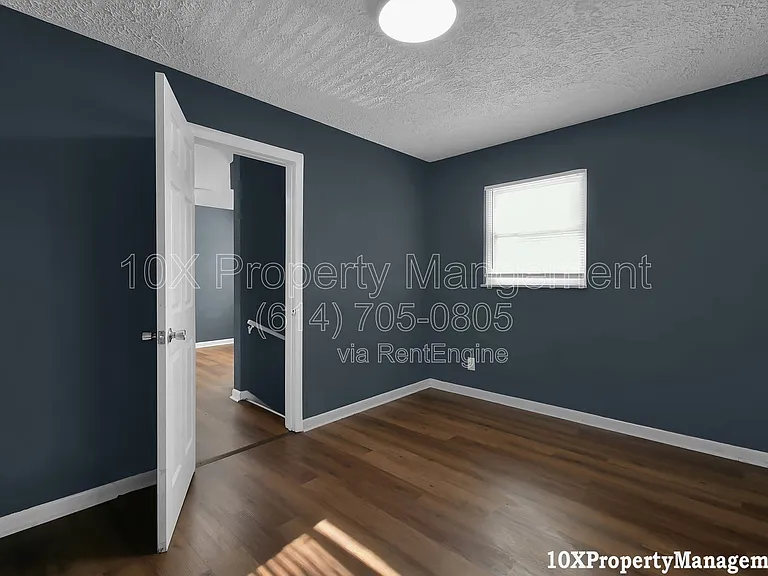 455 S Napoleon Ave — Photo 11