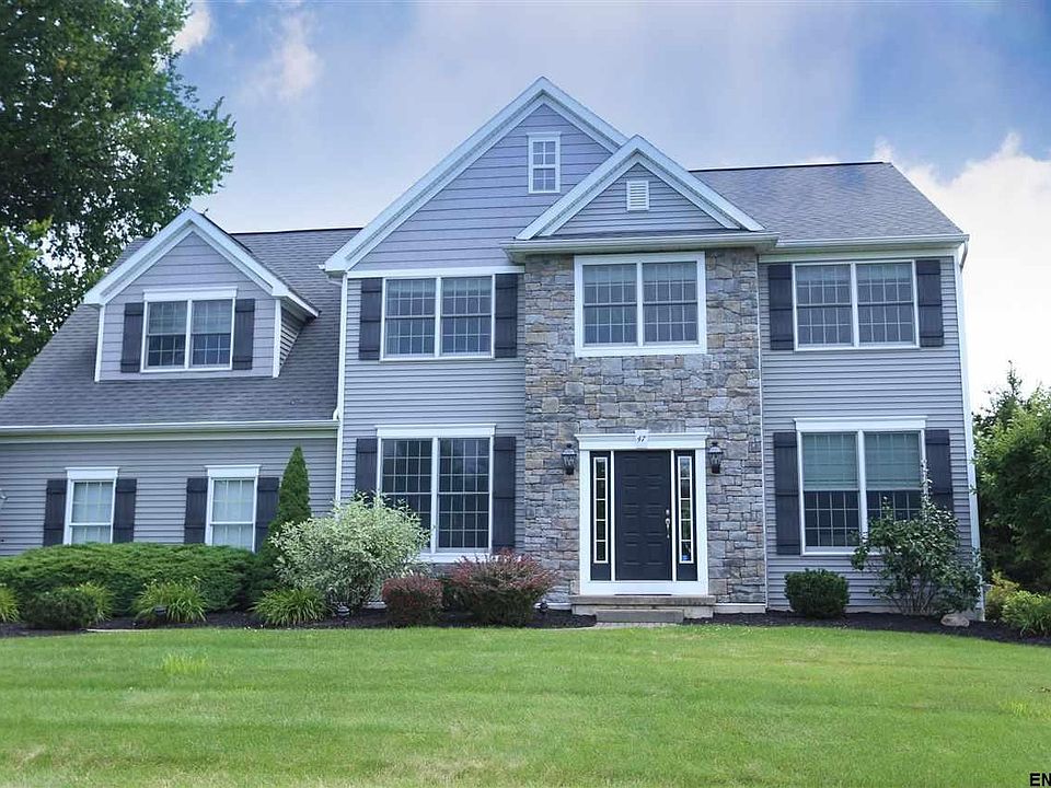1st image of 47 Candlewood Dr