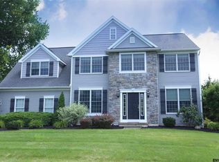 47 Candlewood Dr, Ballston Lake, NY 12019