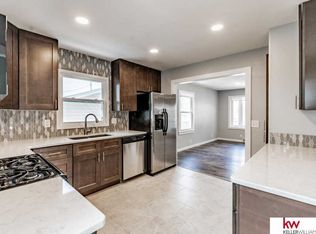 3423 Keystone Dr, Omaha, NE 68134