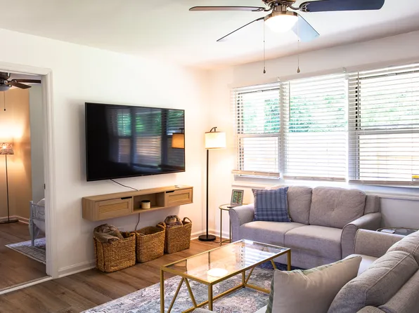 2 Pratt St, Charleston, SC 29407