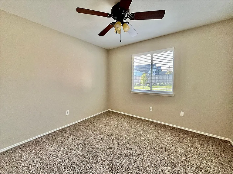 2200 Lookout Ln — Photo 10