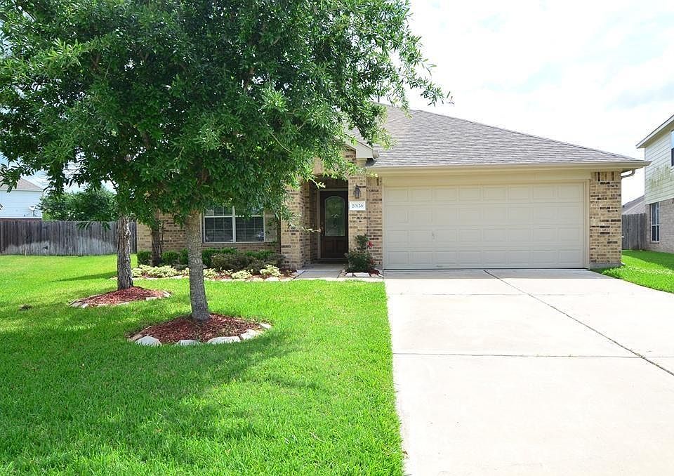 1st image of 20126 E Lakebridge Ln
