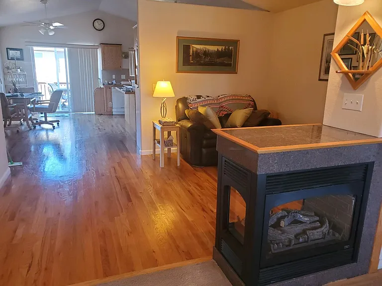 1368 Windjammer Dr — Photo 5