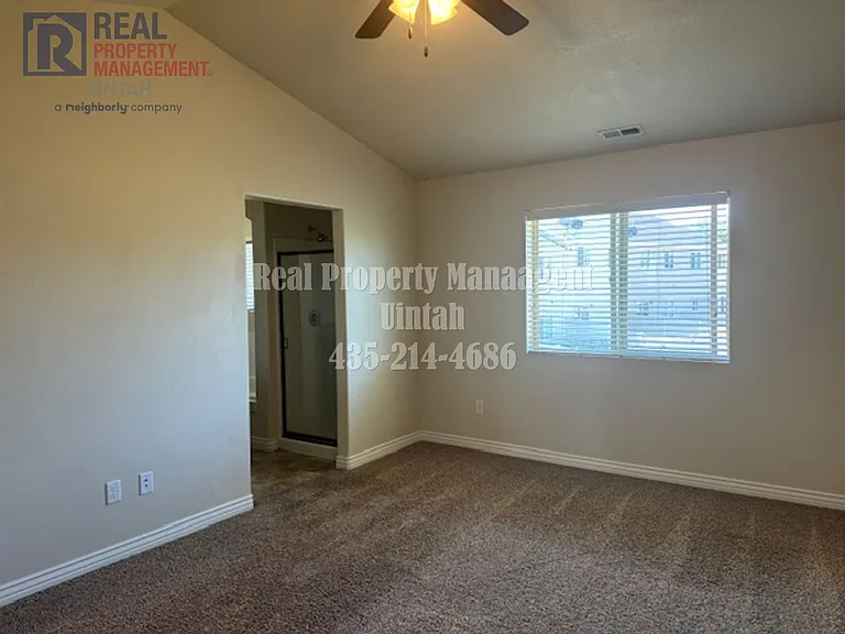 428 E Gray Fox Ln — Photo 15