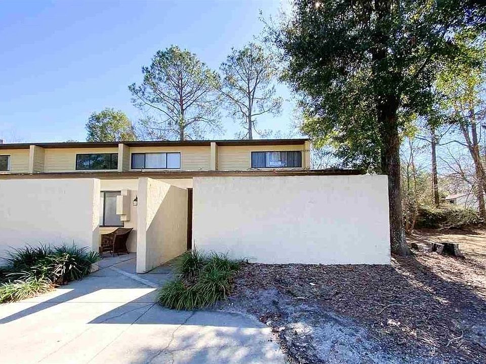 1st image of 2508 SW 35th Pl APT 54