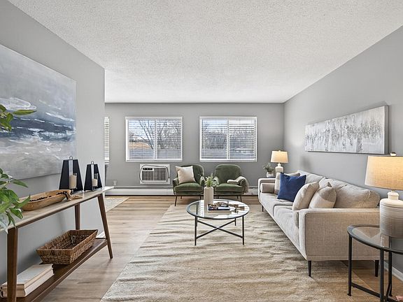 4th image of 2341 Unity Ave N