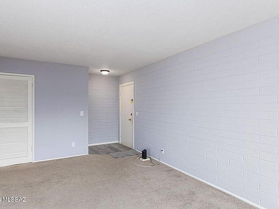 2nd image of 1324 S Avenida Polar APT D-204