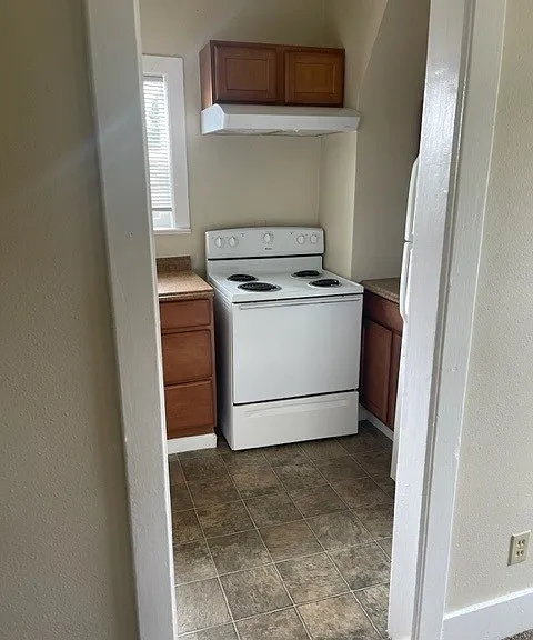 123 W Birch St #2 — Photo 3