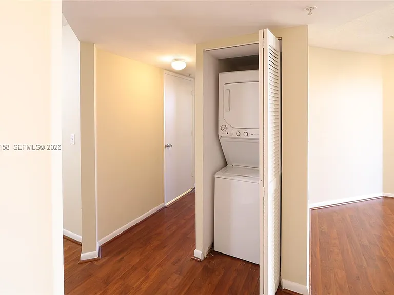 520 SE 5th Ave #1603 — Photo 31