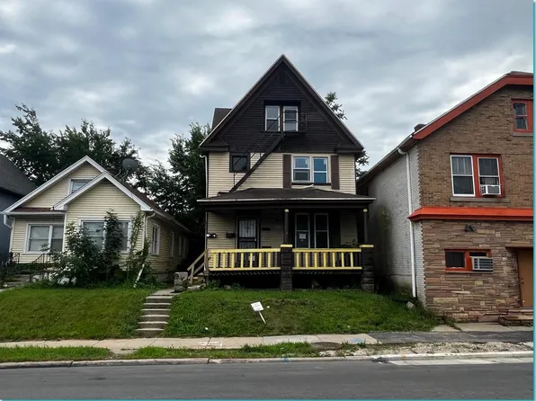 3629 West Hampton AVENUE, Milwaukee, WI 53209