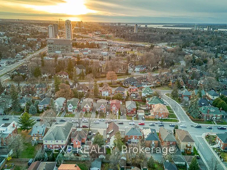 448 Holland Ave — Photo 37