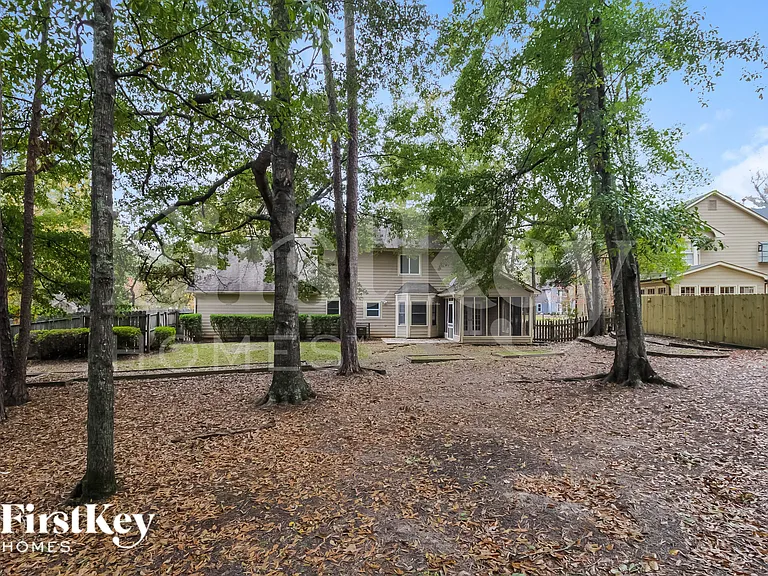 307 Marble Ct — Photo 14