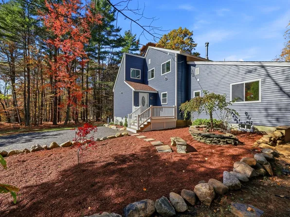 139 E Hill Rd, Brimfield, MA 01010