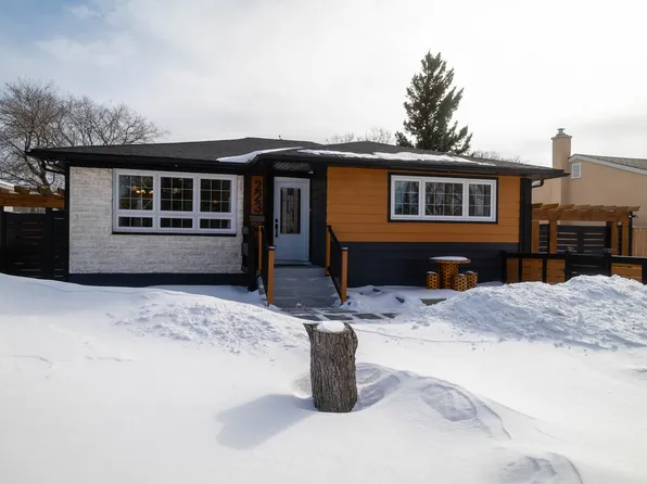 223 Rita St, Winnipeg, MB R3J 2Y3