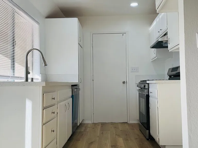 1214 Llama Ct — Photo 5