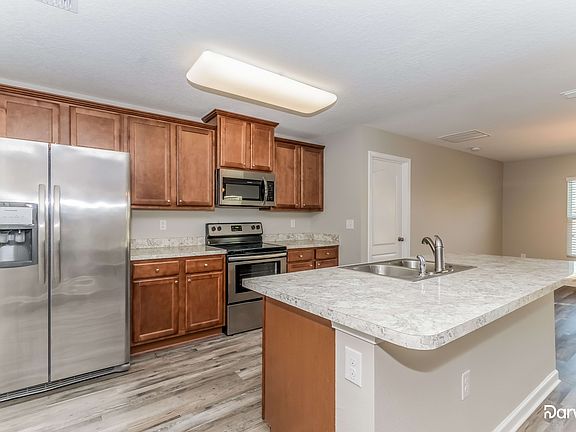 5th image of 2089 April Oaks Dr