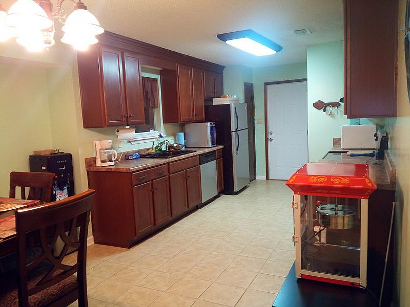 2nd image of 3535 Stoney Brook Rd