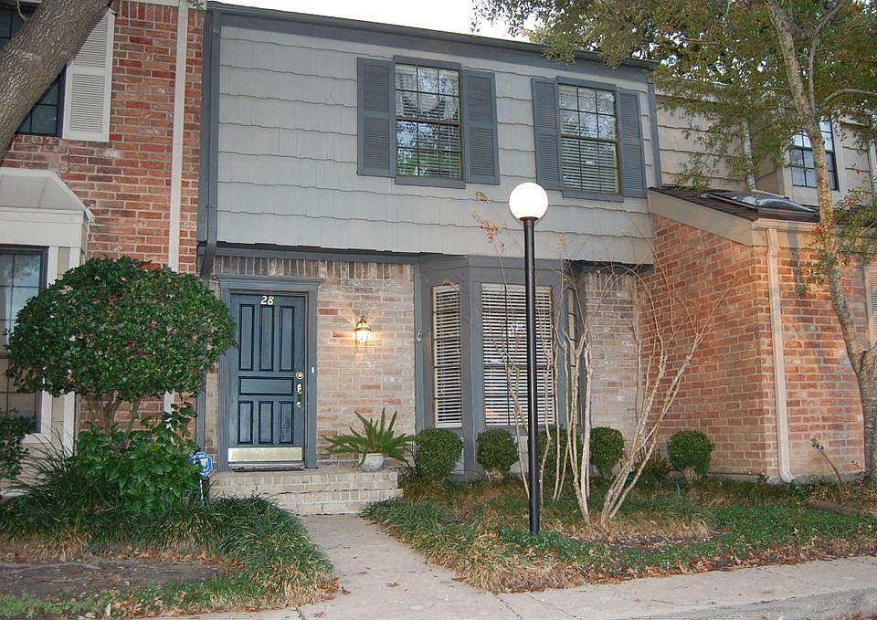 1st image of 7505 Memorial Woods Dr