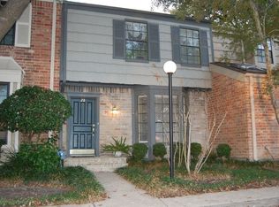 7505 Memorial Woods Dr, Houston, TX 77024