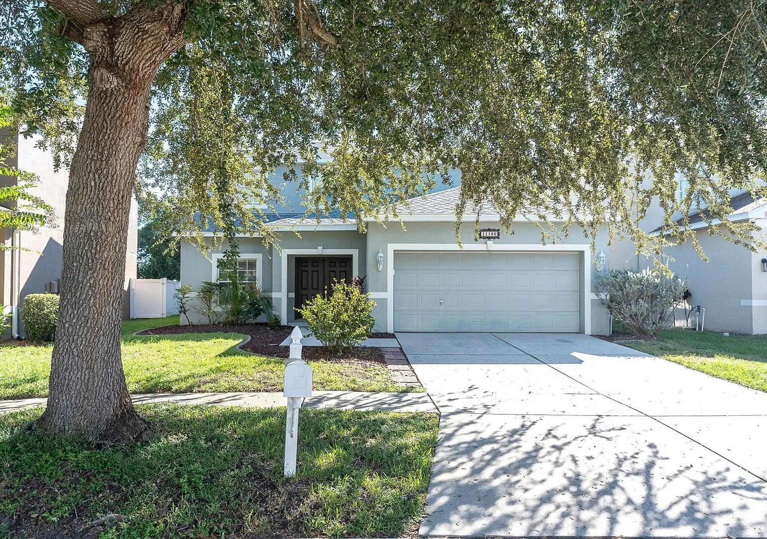 Spacious 6-bedroom home! Ready 10/10 — Photo 2