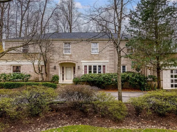 24170 Hermitage Rd, Beachwood, OH 44122