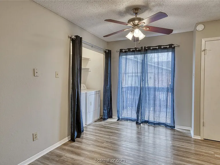 717 Wellesley Ct #C — Photo 4