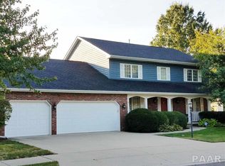 5114 W Ancient Oak Dr, Peoria, IL 61615