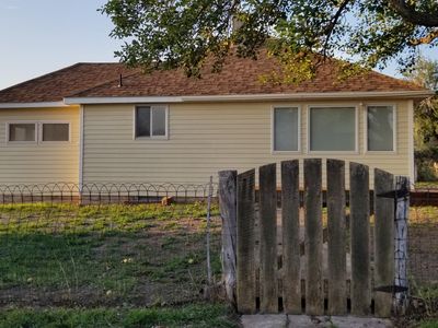 34 E Center St, Teasdale, UT, 84773