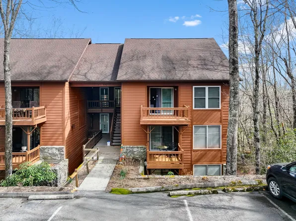 73 Toxaway Views #306, Lake Toxaway, NC 28747