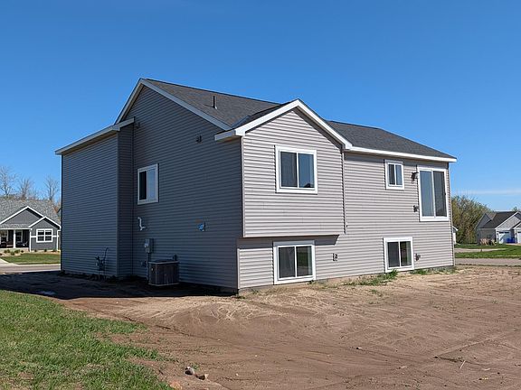 5th image of 278 Eagle Ridge Dr