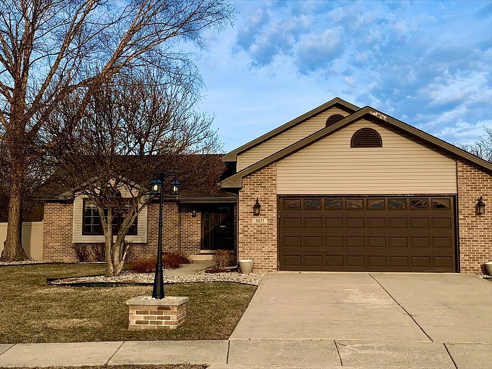 1st image of 3071 Hillcrest Dr