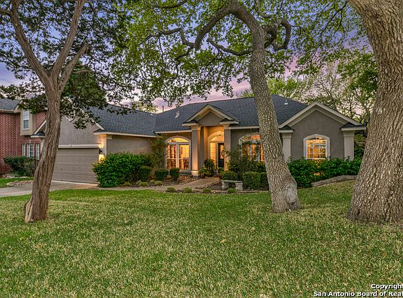 3rd image of 2226 Blackoak Bnd