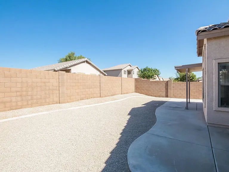 6426 W Watkins St — Photo 16