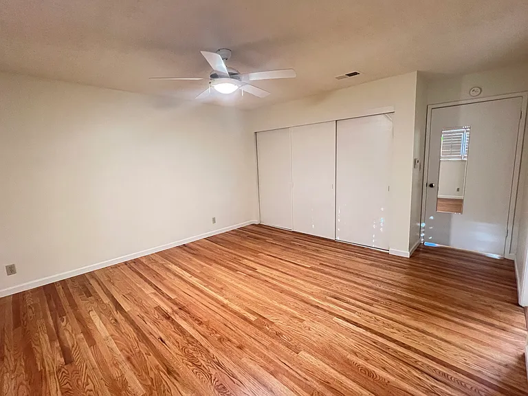 233 Calvin Pl — Photo 29