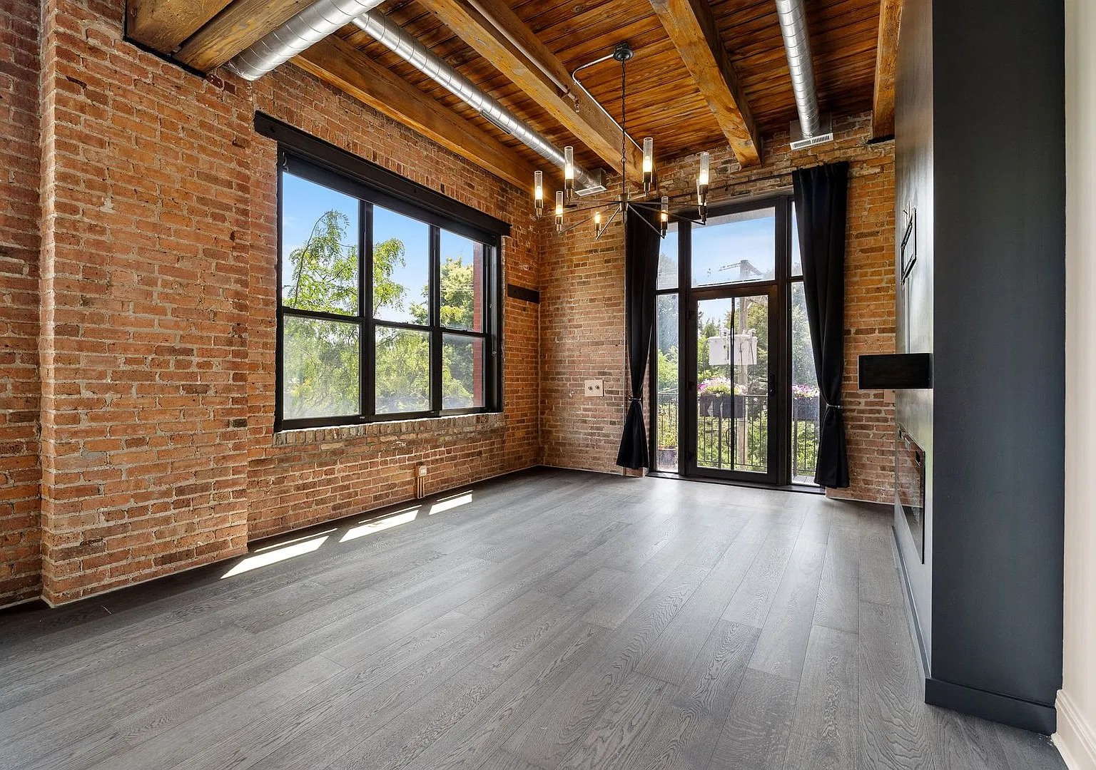2 bed, 1300 sqft, $3,200 — Photo 4
