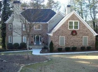 1045 Churchill Ln, Roswell, GA 30075