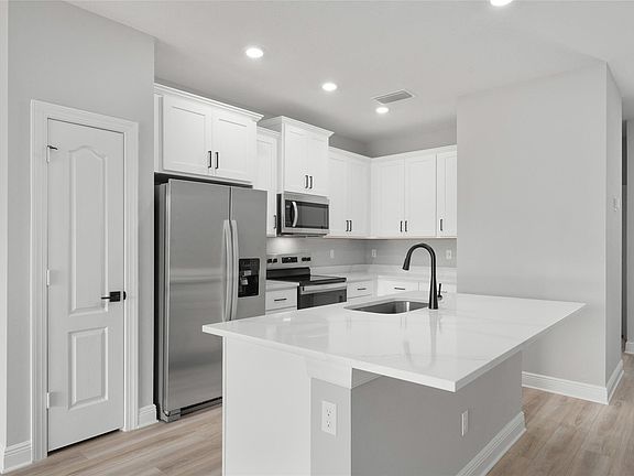 3rd image of 1813 Gaiety Way