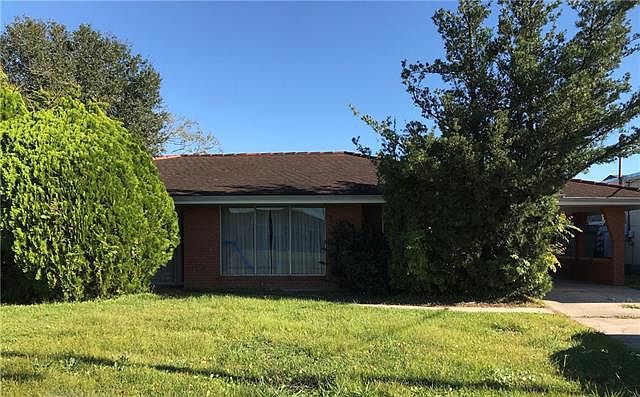 1st image of 929 Avenue F