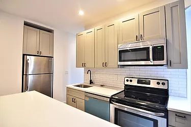 522 West 161st Street