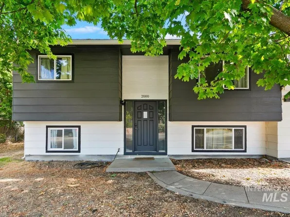 2000 N Fry St, Boise, ID 83704