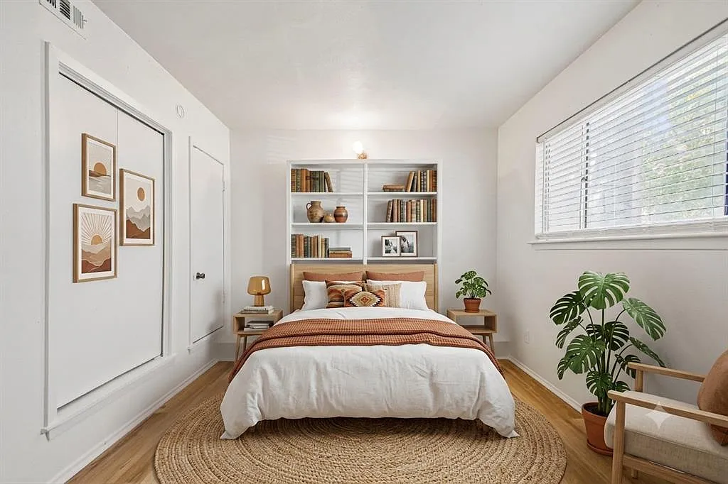 2 bed, 1.0 bath, 771 sqft, $1,775 — Photo 3