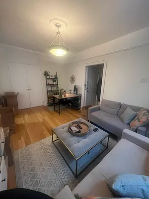 Rented by REALTY QUEST NEW YORK INC | media 15