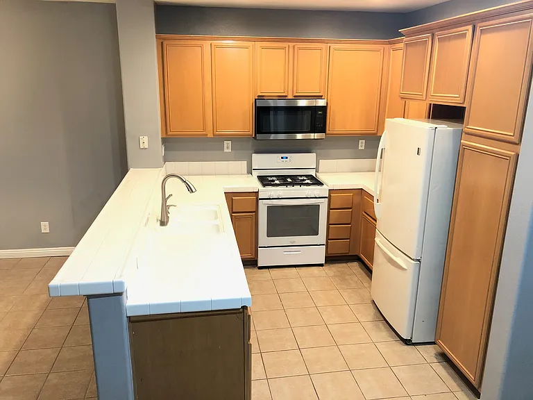 1800 E Lakeshore Dr #2607 — Photo 6