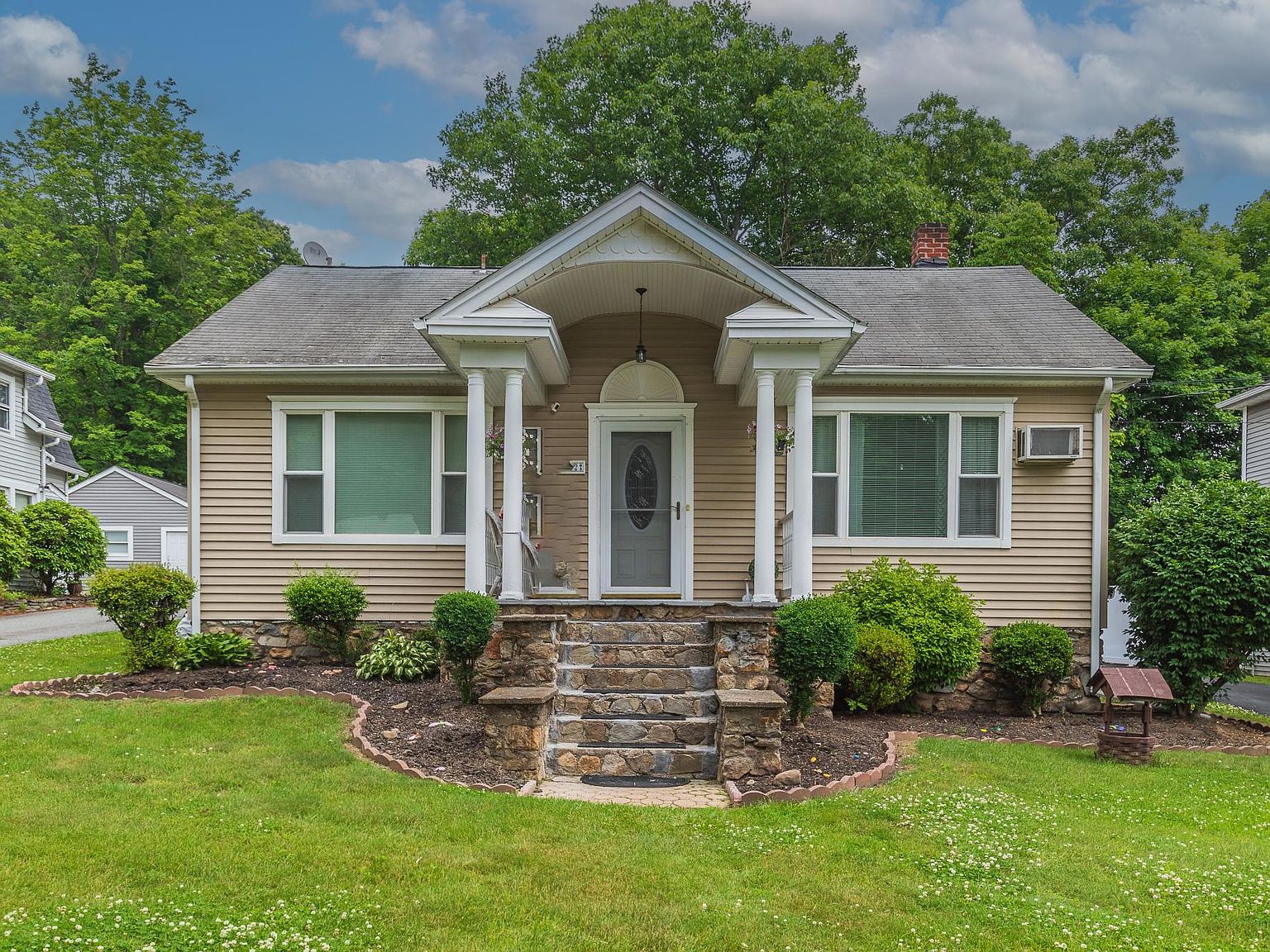 62 5th Ave, Newburgh, NY 12550 Zillow