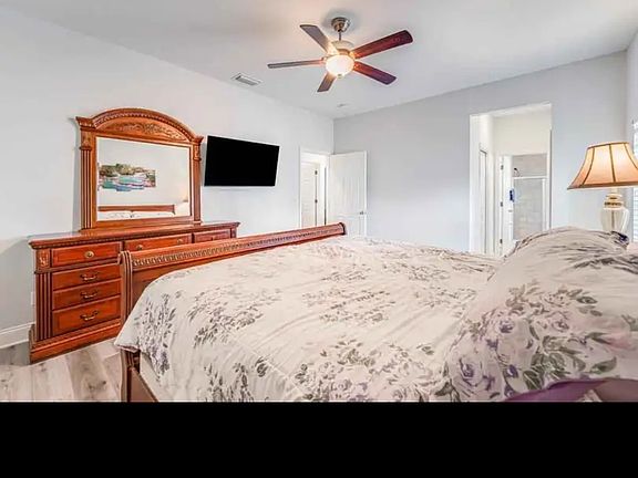 4th image of 2703 W Mohawk Ave