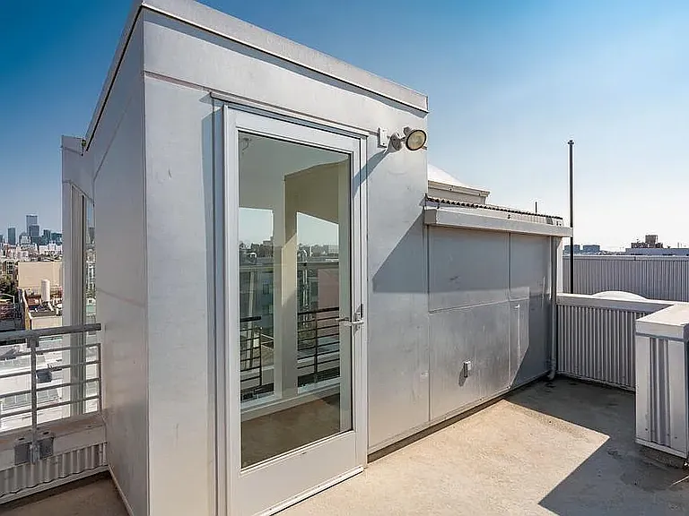 Glasdore Lofts — Photo 10