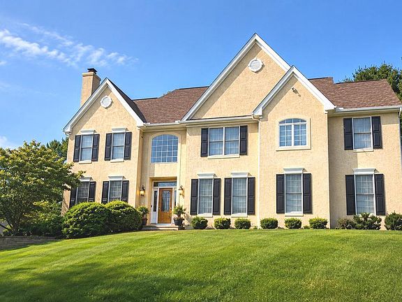 2nd image of 15 Oxford Way