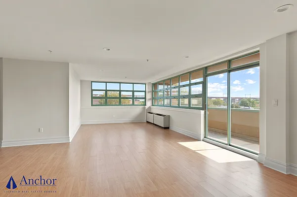 Rented by Anchor Associates | media 28