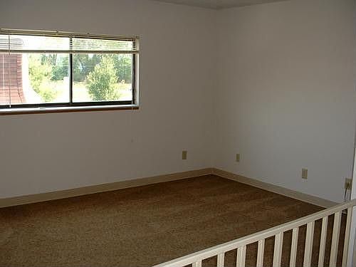 2nd image of 1699 Mount Vernon Rd